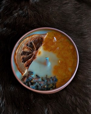 flowers of the french quarter 4 oz intentional tin