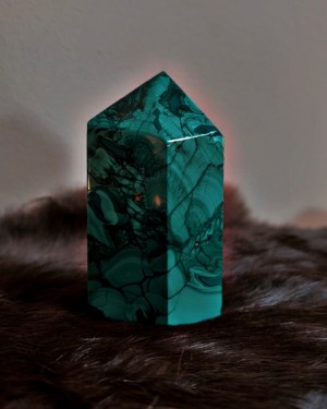 malachite generator | feminine power