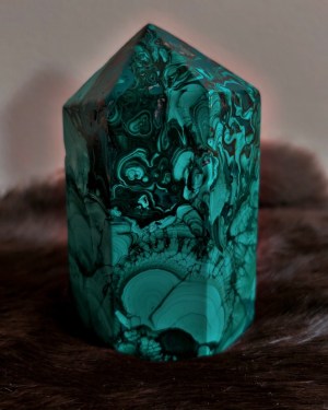 malachite generator | feminine power
