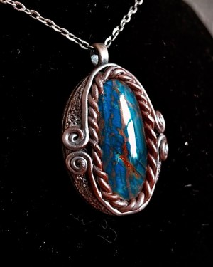 the veiled gate | labradorite high priestess talisman